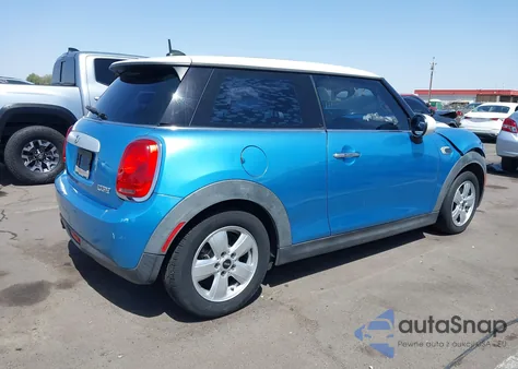 2015 Mini Hardtop Cooper из США, поврежденный, VIN WMWXM5C5XF3B34741